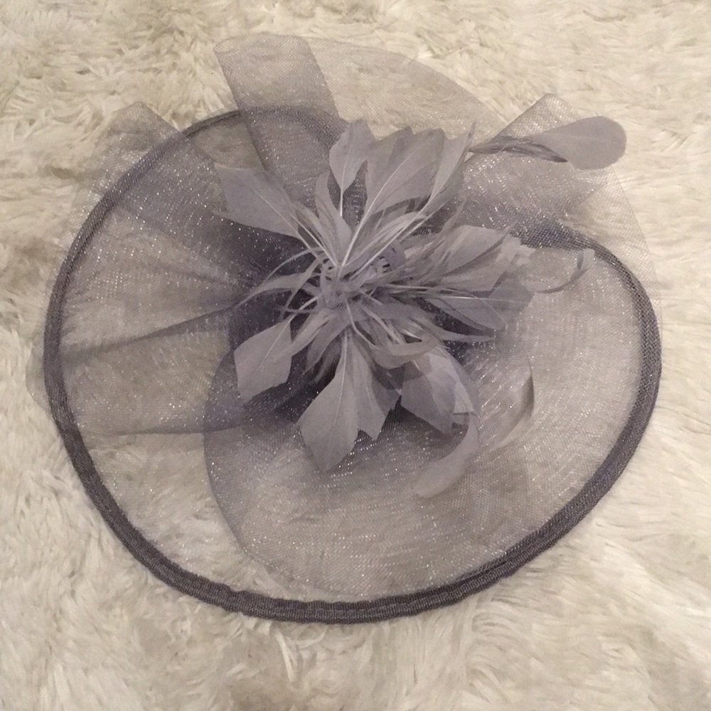 Grey hair clip